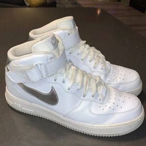 Nike Air Force 1